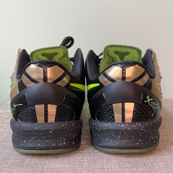 Kobe 8 GS ‘Christmas Snakeskin’ - Picture 7 of 10